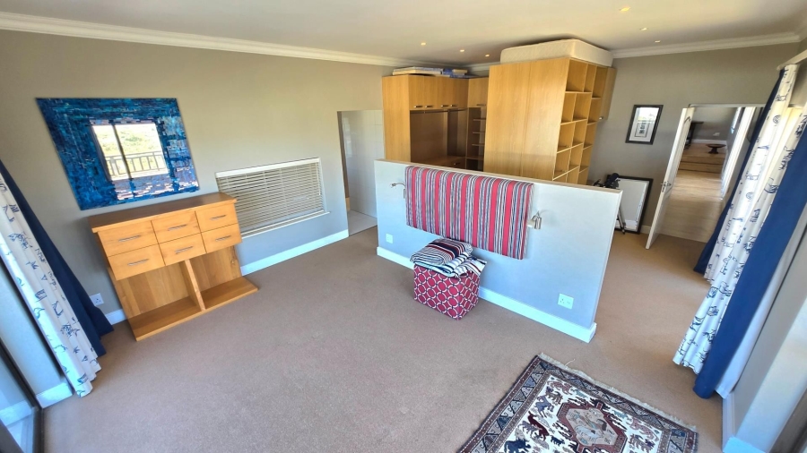 4 Bedroom Property for Sale in Kleinbaai Western Cape